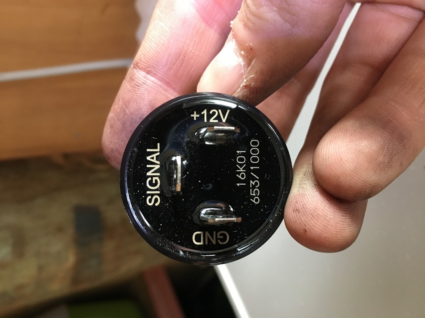 LED Load-Dependent Flashing Relay For Triumph Tiger 1050 – Whitelights WLR-02